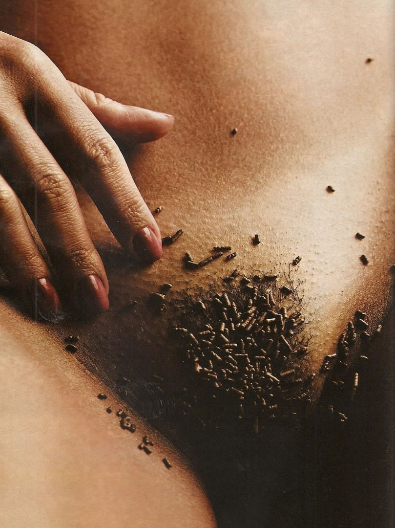 314 Revista Playboy  2011 11 CacauCACAU07