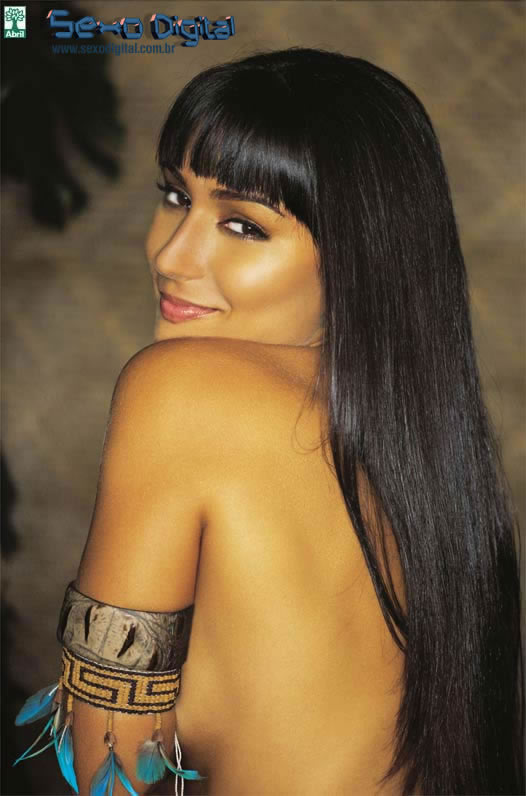 039 Revista Playboy  2005 04 Natalia NaraNatalia Nara 05