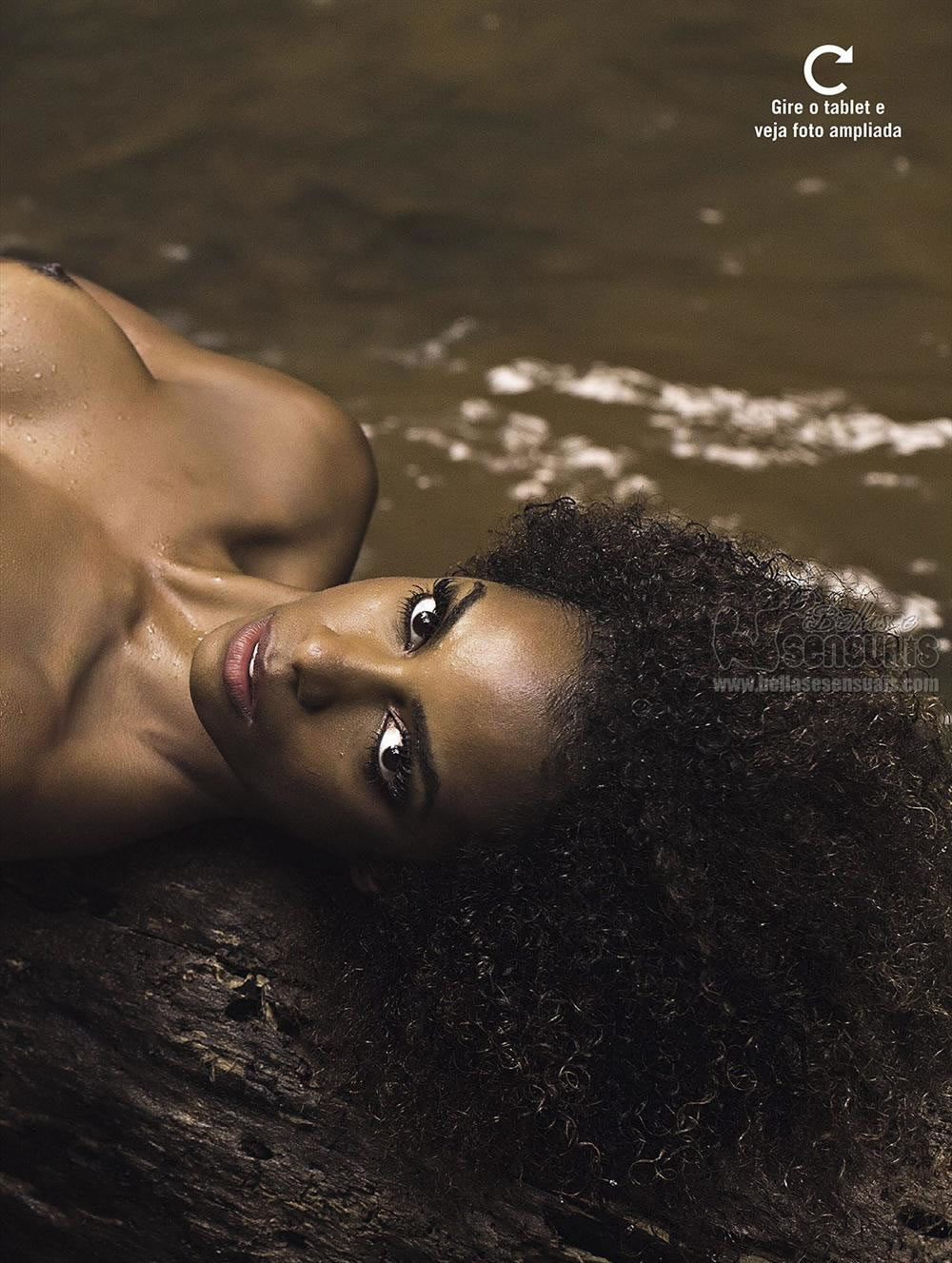 089 Revista Playboy  2015 05 Ivi Pizzott25