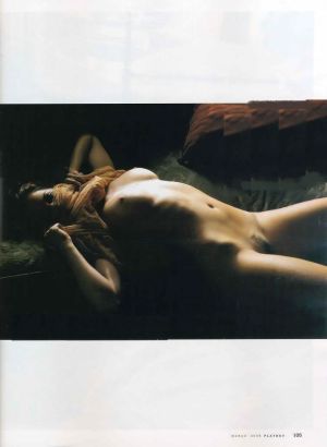 095 Revista Playboy  2009 03 Michelle BBB9mc13