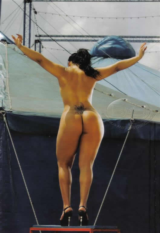 Revista Playboy  2009 07 Andressa Soares Mulher Melancia08
