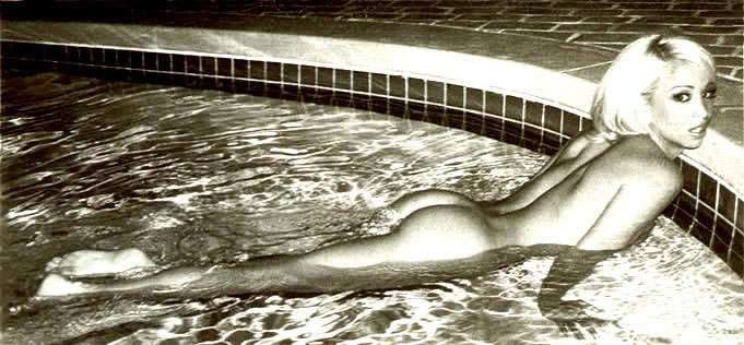159 Revista Playboy  1998 08 Danielle Winits 14