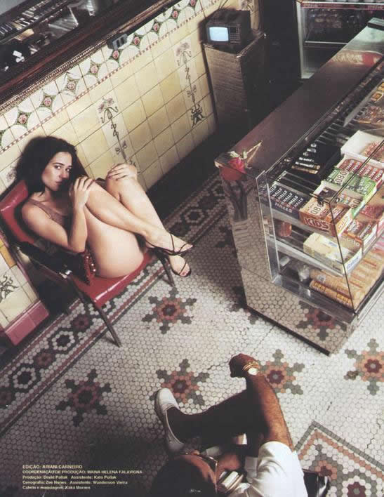 Revista Playboy  2000 04 Alessandra Negrini 17