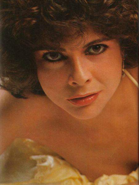 Revista Playboy  1981 12 Maria Claudia03