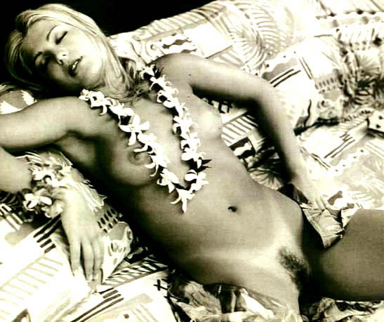 Revista Playboy  1998 11 Sheila Mello 27