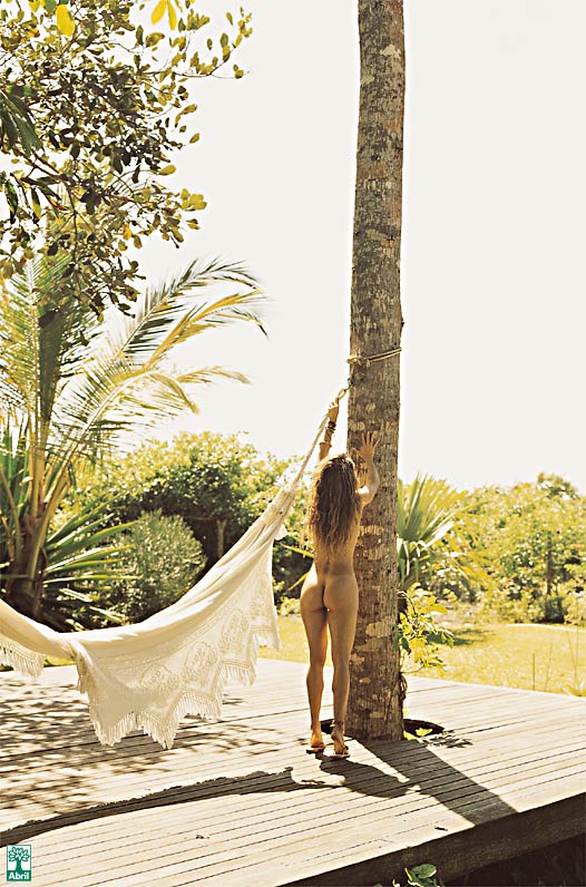 844 Revista Playboy  2004 01 Dora VergueiroDora Vergueiro 10
