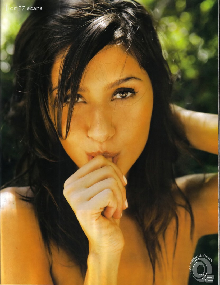 888 Revista Playboy  2010 06 Especial O Melhor do BBB 10041